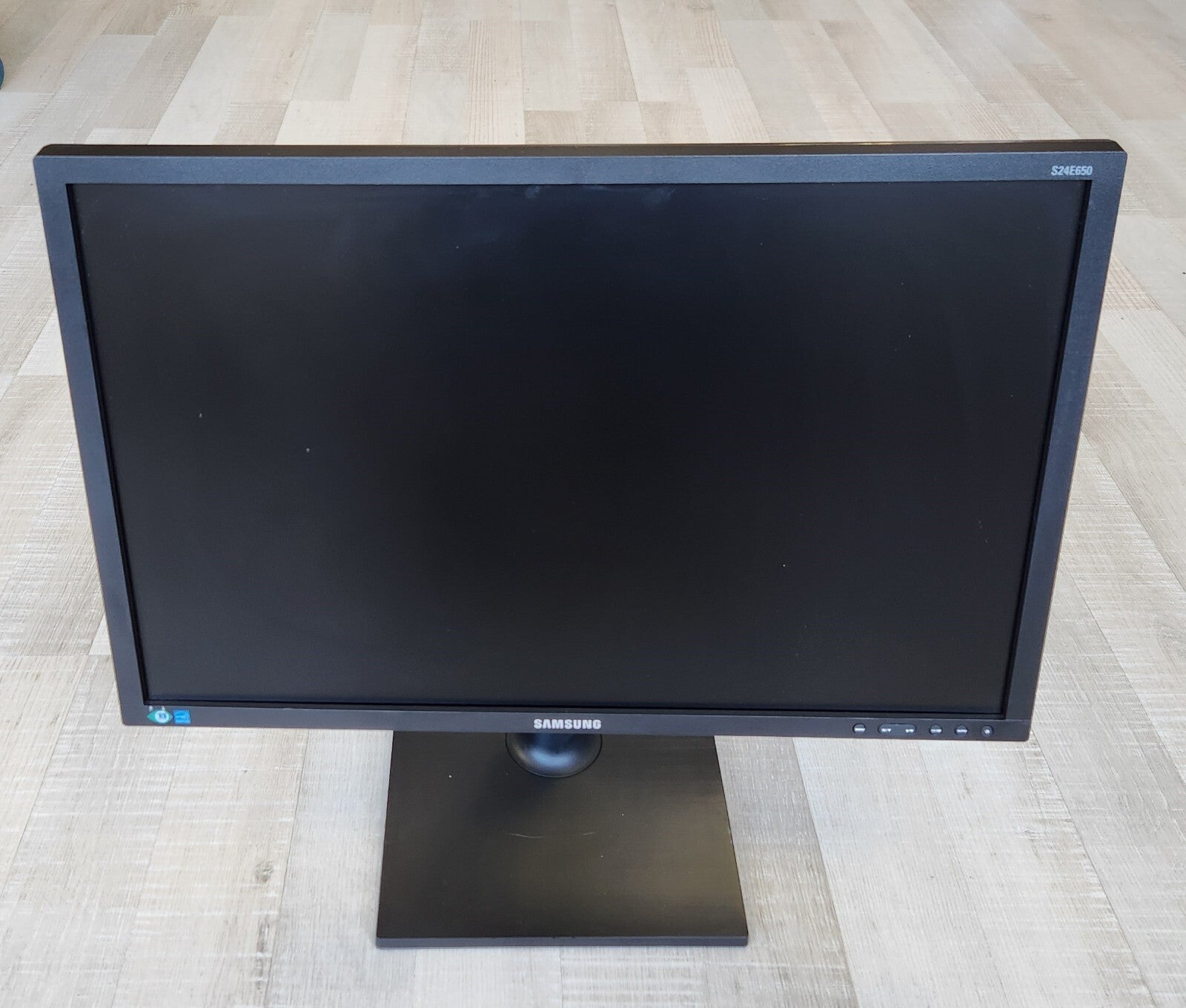 Samsung SE650 Series S24E650XW 24 Zoll Business Monitor – Full HD, USB Hub, 4 ms