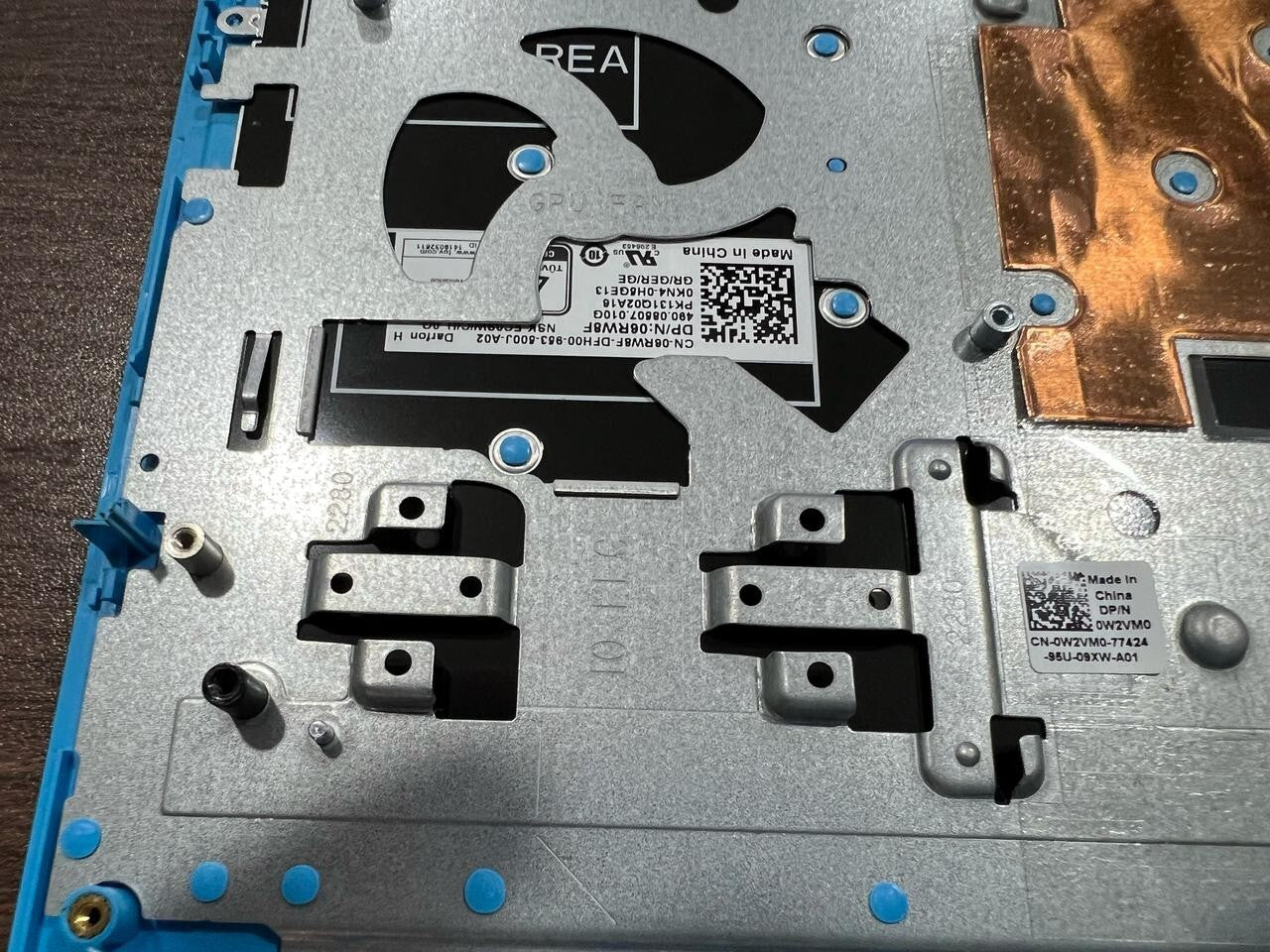 Dell G3 3500 Topcase 05DC76 mit DE-Tastatur