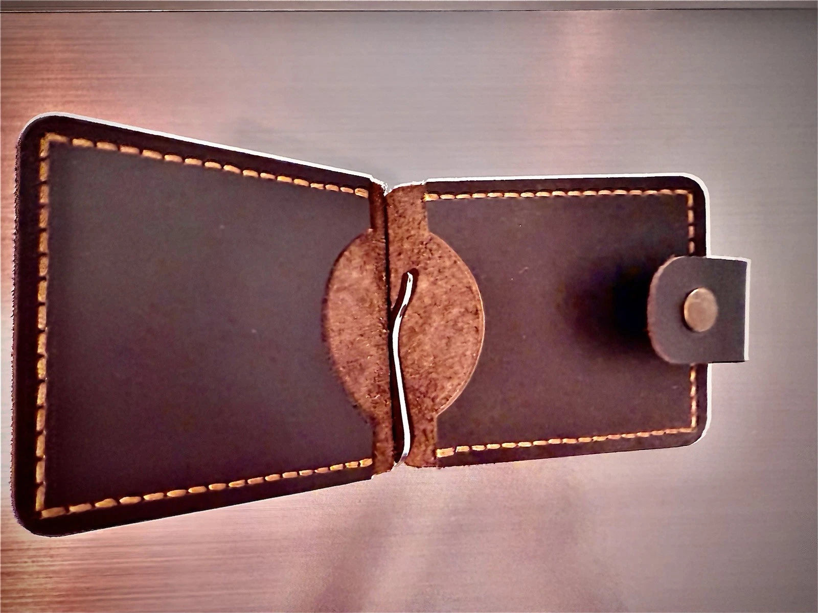 Handgefertigte Herren-Geldbörse aus echtem Leder – Slim Wallet mit Geldklammer
